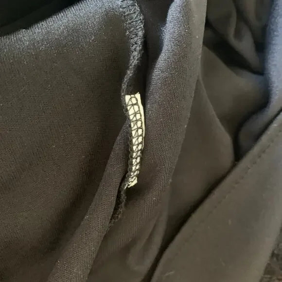 Onyx Nite Black Sequin V Neck Knee Length Dress Size 16 - Picture 9 of 9